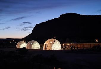 White Camel has Balcony rooms