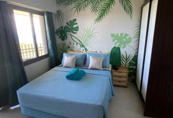 Ma Roberta - Tambuli Resort with fast Wifi 16 Floor Studio Type has Balcony rooms