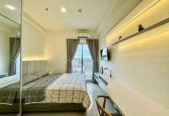 New Comfort Studio at Central of Nagoya has Balcony rooms