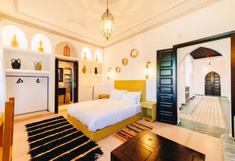Riad Zinaida has Balcony rooms