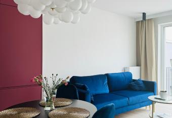 Penthouse21 has Balcony rooms