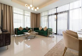 Key View - Calero Vista Villa allows 18 year olds to book a room