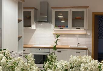 Apartma ROGATEC has Balcony rooms