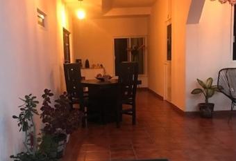 Posada Jardines allows 18 year olds to book a room