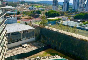 Departameto de Lujo cerca de Mall Andares has rooms with a private hot tub