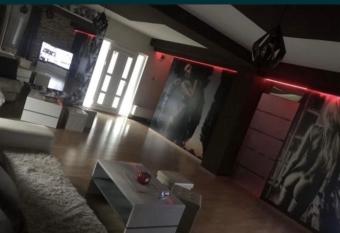 vila padrino has rooms with a private hot tub