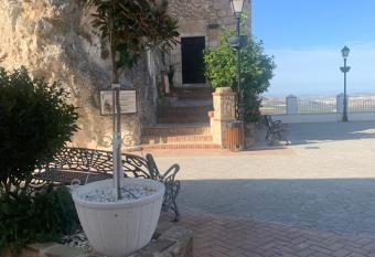 La Plaza has Balcony rooms