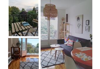 Terrasse et Parking    la Porte de Paris proche Stade de France has Balcony rooms