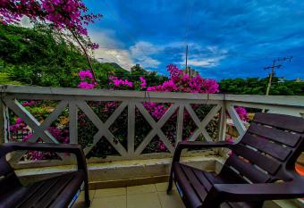 casa inca inca allows 18 year olds to book a room