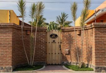 Casa SHALOM has Balcony rooms