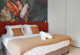 CASARICA Aparts has Balcony rooms