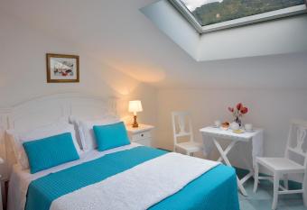 Torre Paradiso allows 18 year olds to book a room