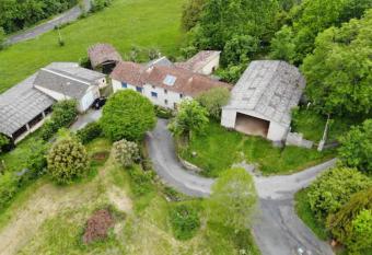 Maison de vacances en campagne has Balcony rooms