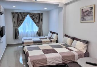 Famosa 2 Stay at Ong Kim Wee allows 18 year olds to book a room