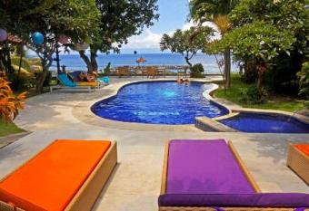 Relax Beach Resort Candidasa has Balcony rooms