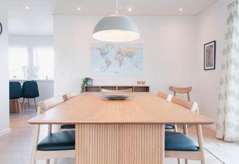 3 BR Villa for 7 guests in T  rshavn has Balcony rooms