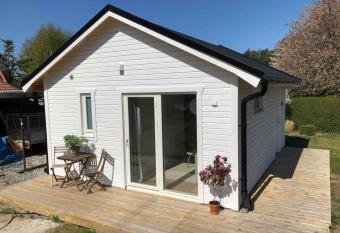 Villa Lyckehusen has Balcony rooms