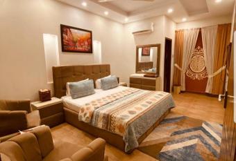 Hotel Rise Inn has Smoking/Balcony rooms