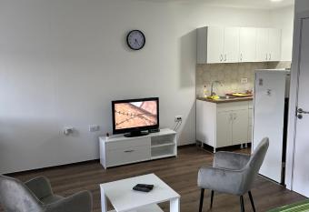 Apartman-Glavas I has Balcony rooms