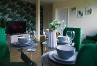 Luxury Apartment in Luton allows 18 year olds to book a room