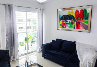 luxurious 3 bedroom apt w pool has rooms with a private hot tub