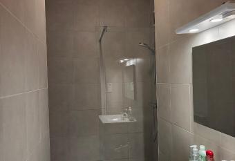 Amaryllis has Balcony rooms