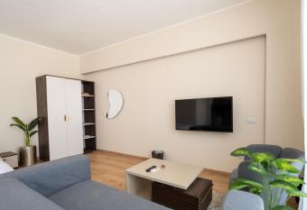 VIZIT Studio Near Arkan Plaza has Balcony rooms