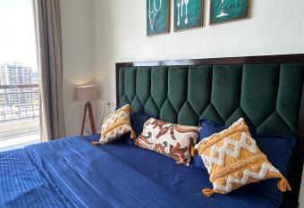 Happiness is homemade allows 18 year olds to book a room