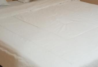 Reneisans hotel has Balcony rooms