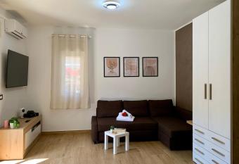 Griseo - Sicily Vista has Balcony rooms