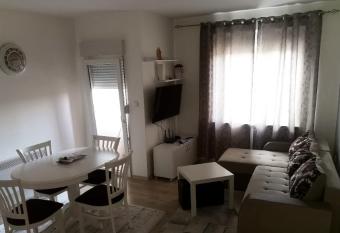 Stan na dan MN has Balcony rooms