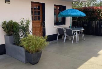 La Parenth  se Bucolique has Balcony rooms