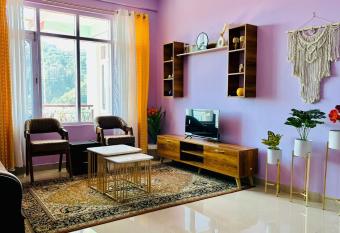 Sunshine lodge homestay has Balcony rooms