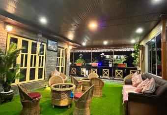 Orchid Homestay and Restaurant has Balcony rooms