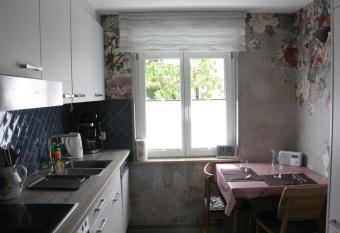 Ferienwohnung Vinea allows 18 year olds to book a room