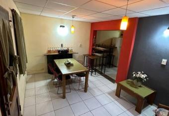 El jard  n de Sarobe, Depto completo con estacionamiento has Balcony rooms