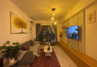 Skyhouse BSD 3BR - Beside AEON, Near ICE allows 18 year olds to book a room