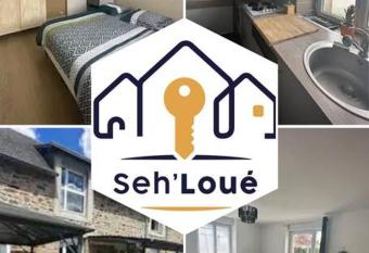 L   rable avec jacuzzi Seh lou   has rooms with a private hot tub