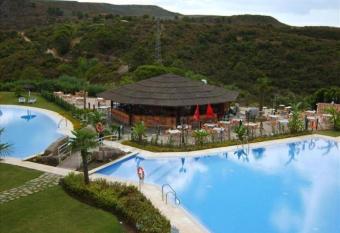 Luxury 3 beds Villa inside the Resort and Country Club has rooms with a private hot tub