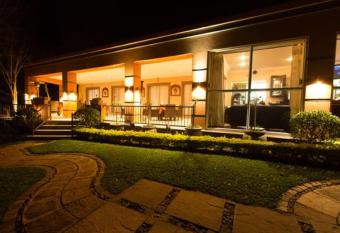 @Home Guest House has Balcony rooms