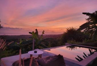 Eden Nature Villas with Private Pool allows 18 year olds to book a room