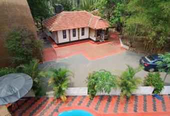 Peace Valley has Balcony rooms