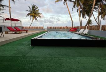 Ocean   s 14 Beach House has Balcony rooms