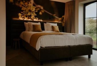 Walbrugge allows 18 year olds to book a room