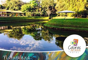 Hotel Colores del Arenal has Balcony rooms