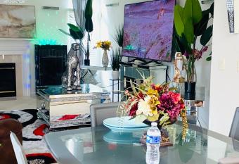 National Habor Luxury room allows 18 year olds to book a room