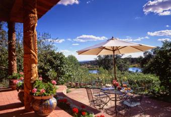 Blue Lake Ranch has Balcony rooms