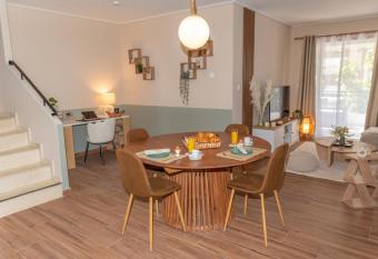 Athena Cocooning Apartment allows 18 year olds to book a room