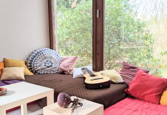 Villa im Kulturgarten mit Sauna has Balcony rooms