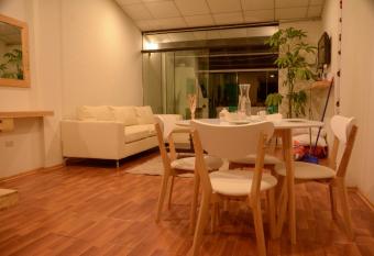 Cozy central apartment with mountain view has Balcony rooms